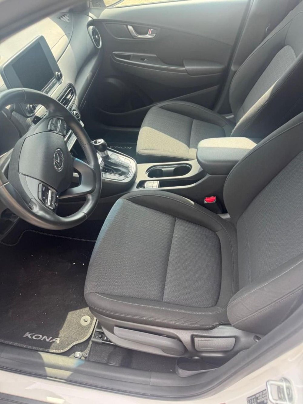 Hyundai Kona usata a Caserta (11)