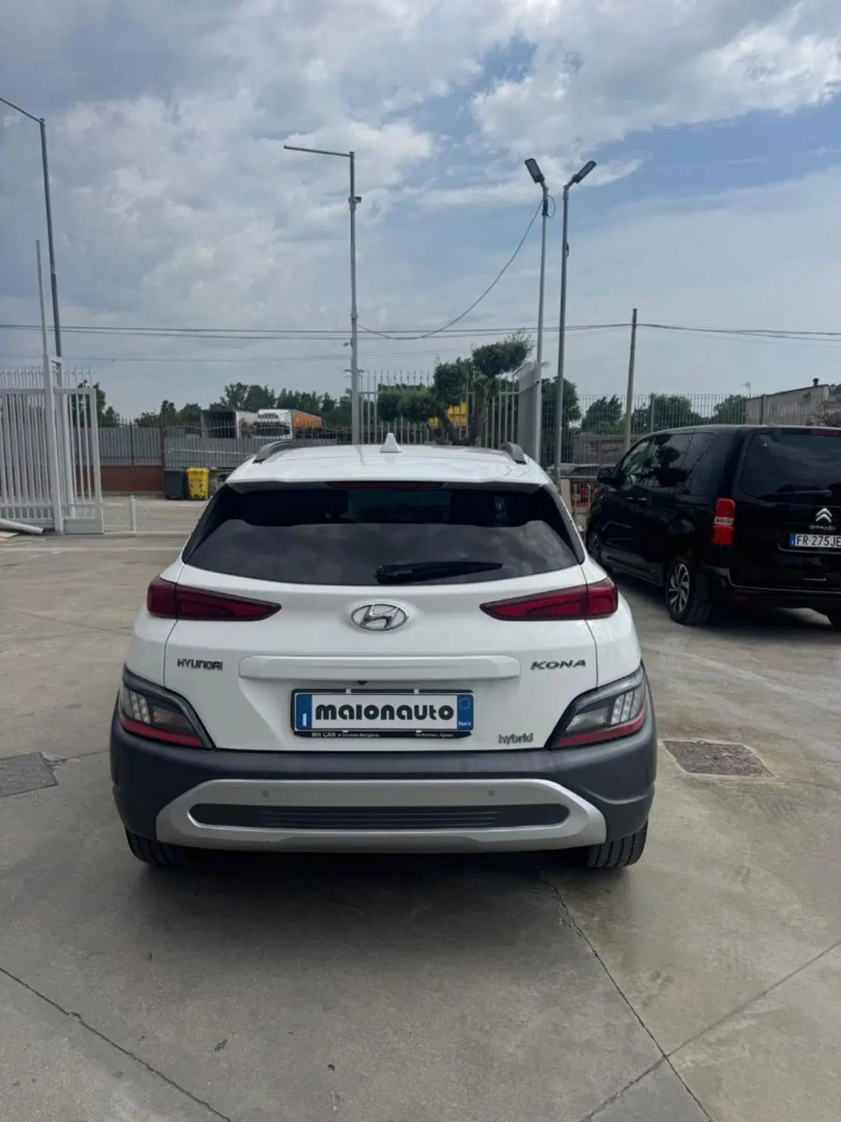 Hyundai Kona usata a Caserta (5)