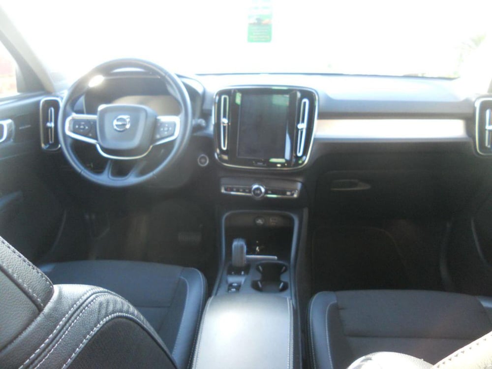 Volvo XC40 usata a Caserta (10)