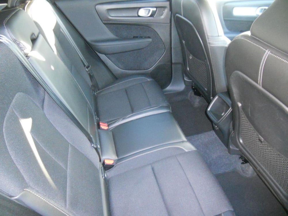 Volvo XC40 usata a Caserta (9)