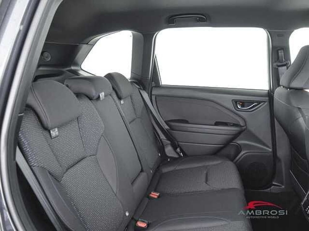 Subaru Forester nuova a Perugia (11)