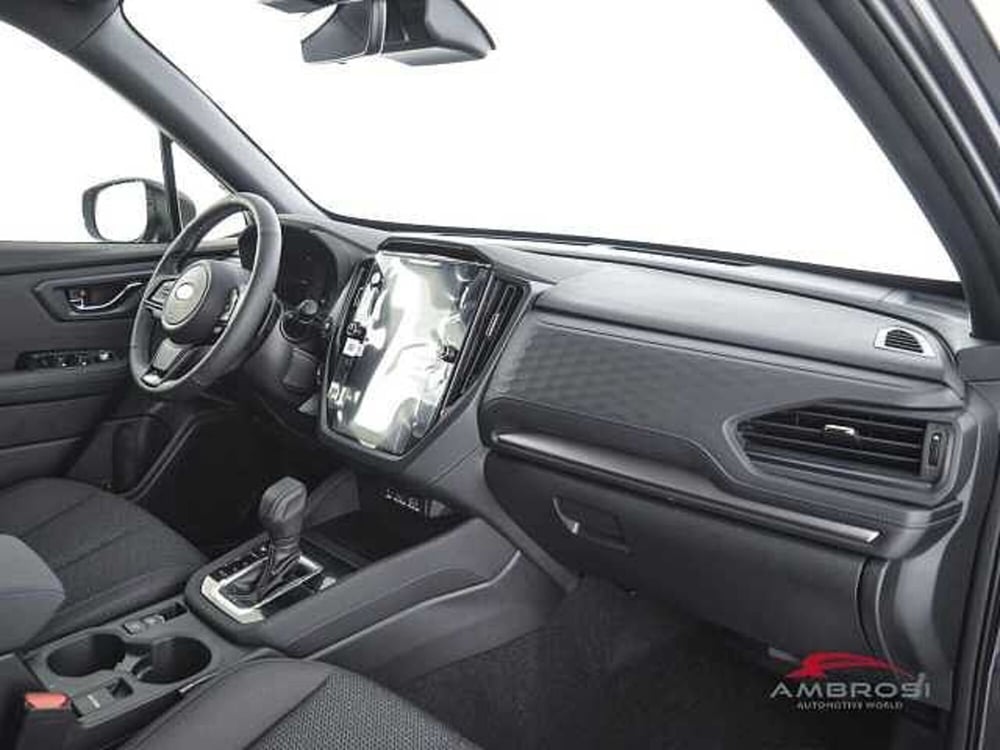 Subaru Forester nuova a Perugia (12)