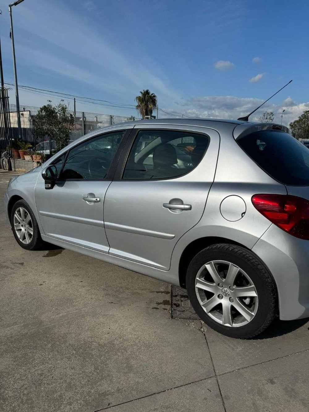 Peugeot 207 usata a Caserta (4)