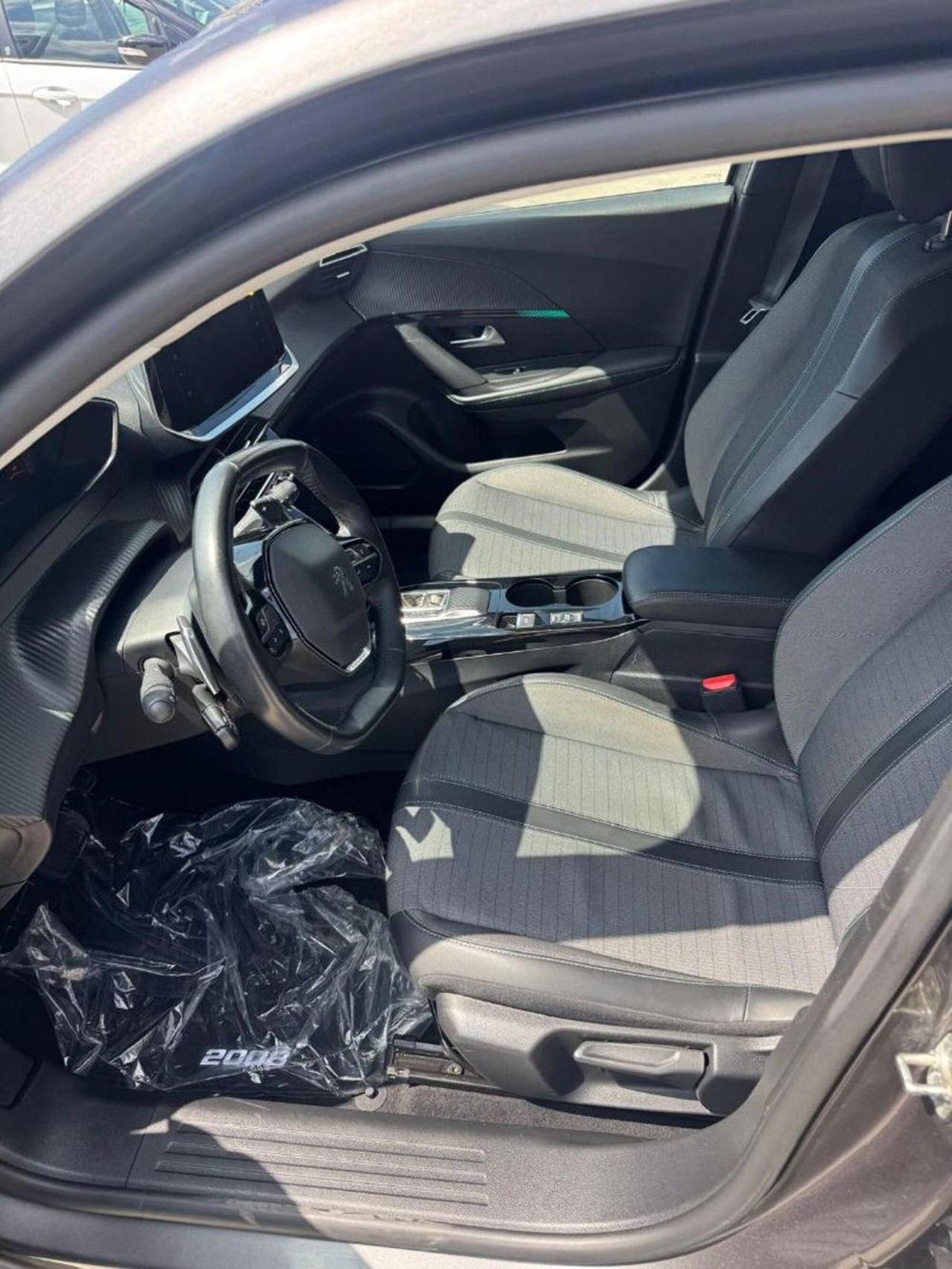 Peugeot 2008 usata a Caserta (11)