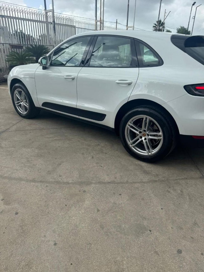 Porsche Macan usata a Caserta (4)