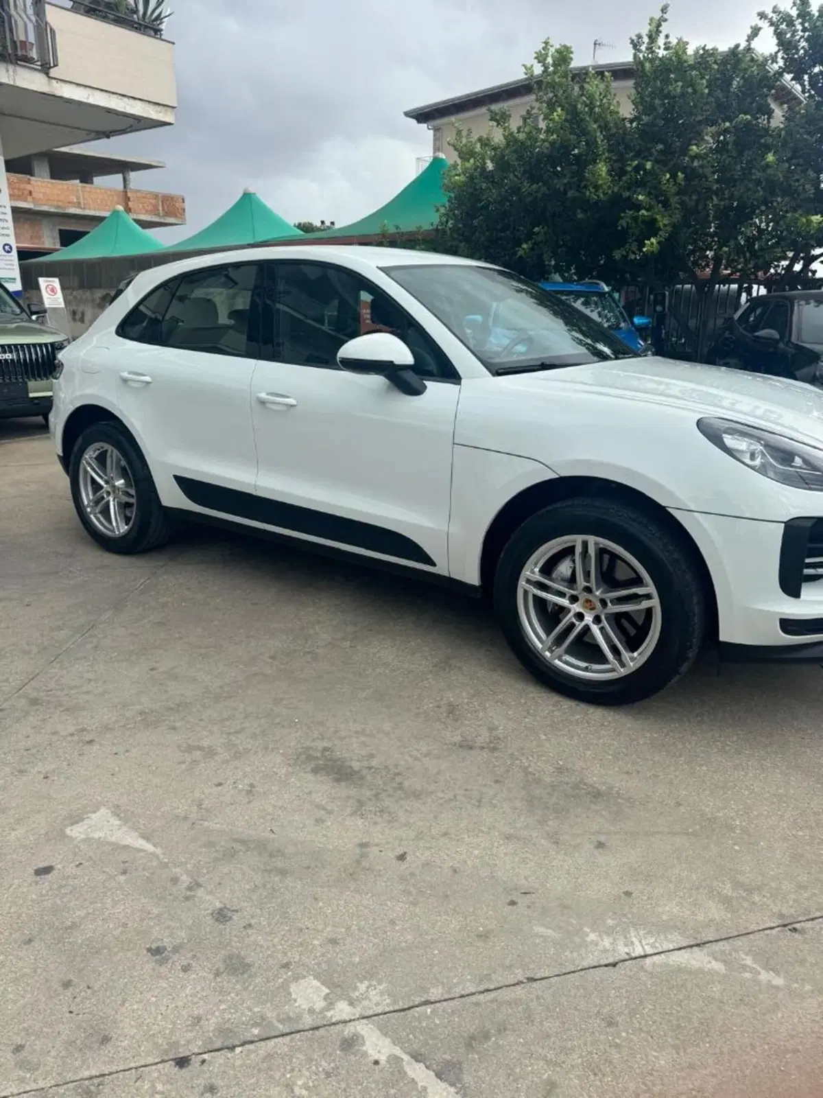 Porsche Macan usata a Caserta (8)