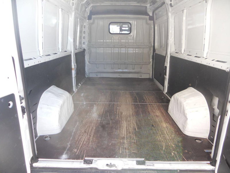 Peugeot Boxer Furgone usata a Caserta (9)