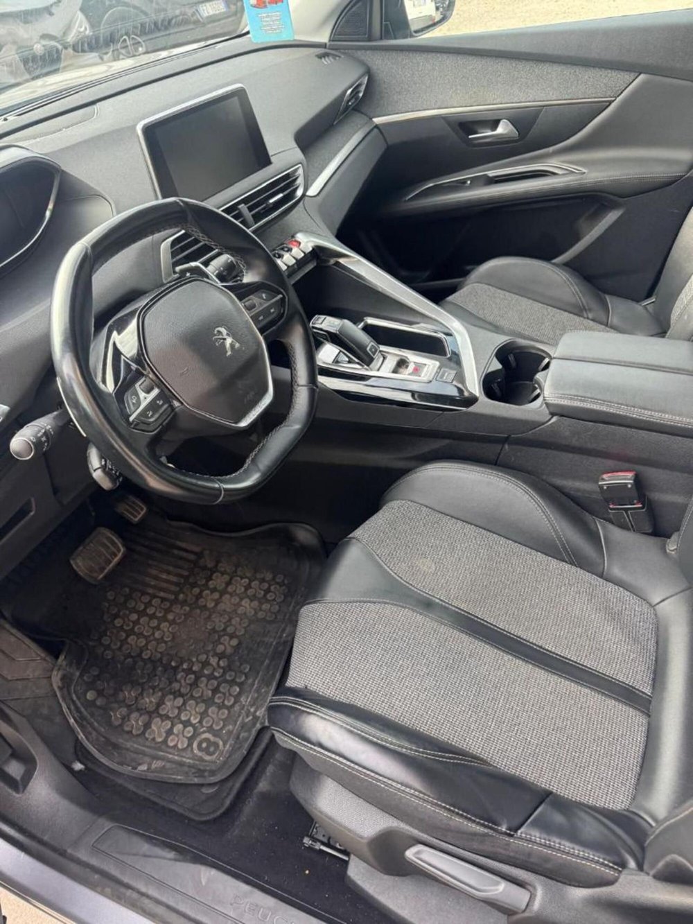 Peugeot 3008 usata a Caserta (10)