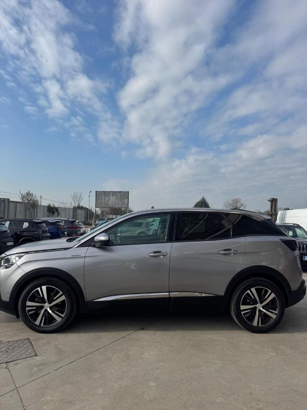 Peugeot 3008 usata a Caserta (3)