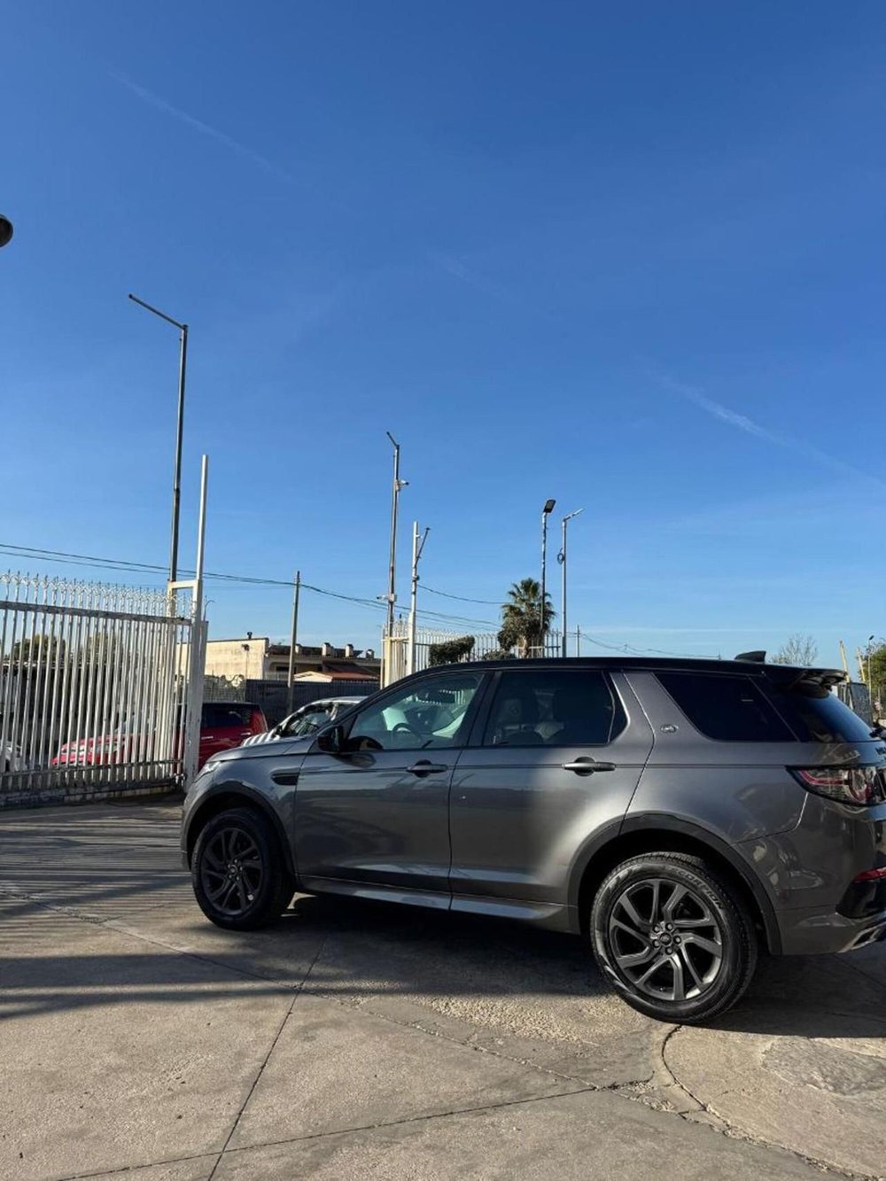 Land Rover Discovery Sport usata a Caserta (4)