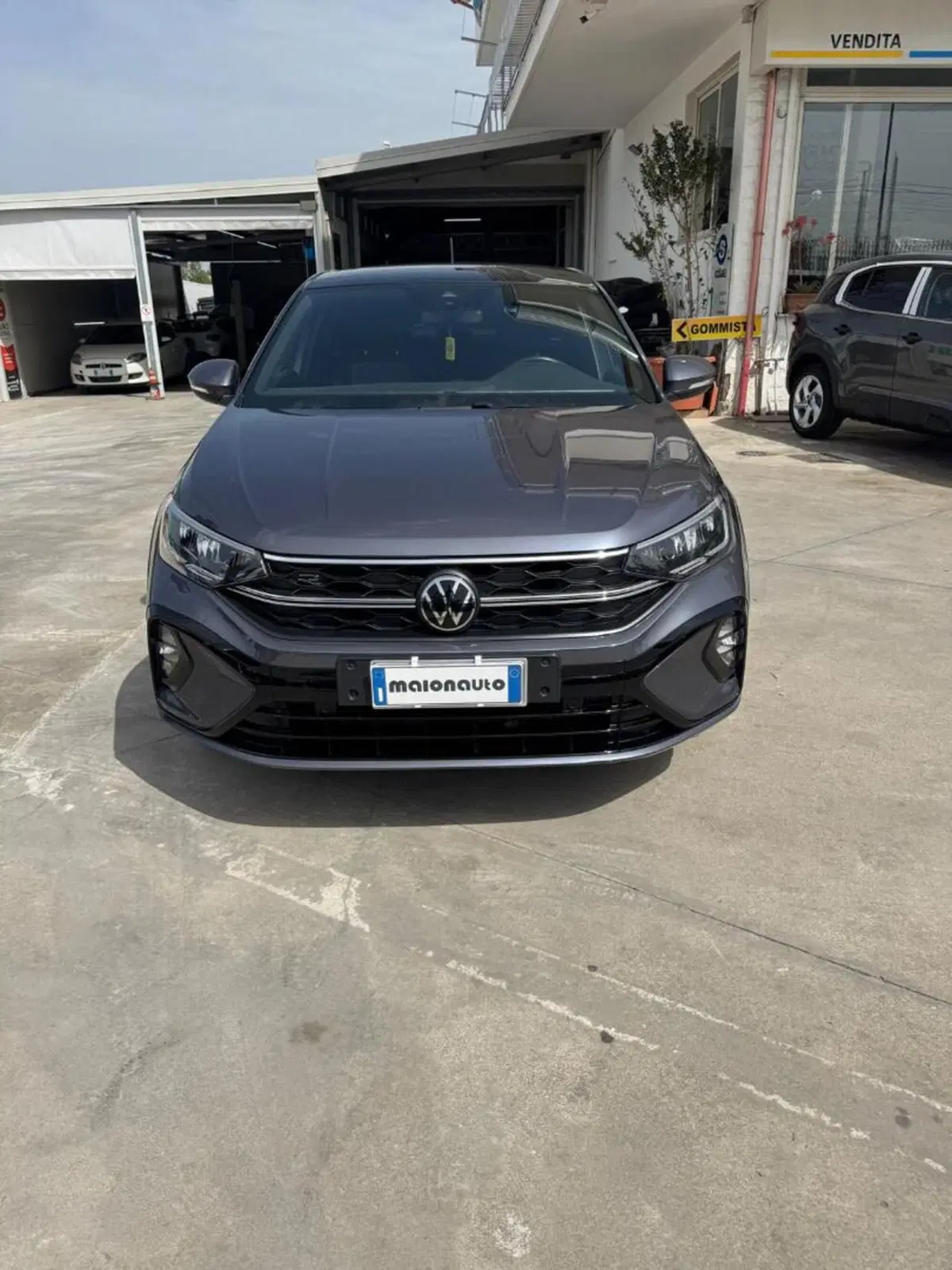 Volkswagen Taigo usata a Caserta