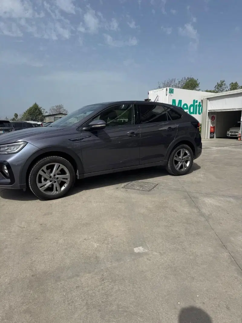 Volkswagen Taigo usata a Caserta (2)