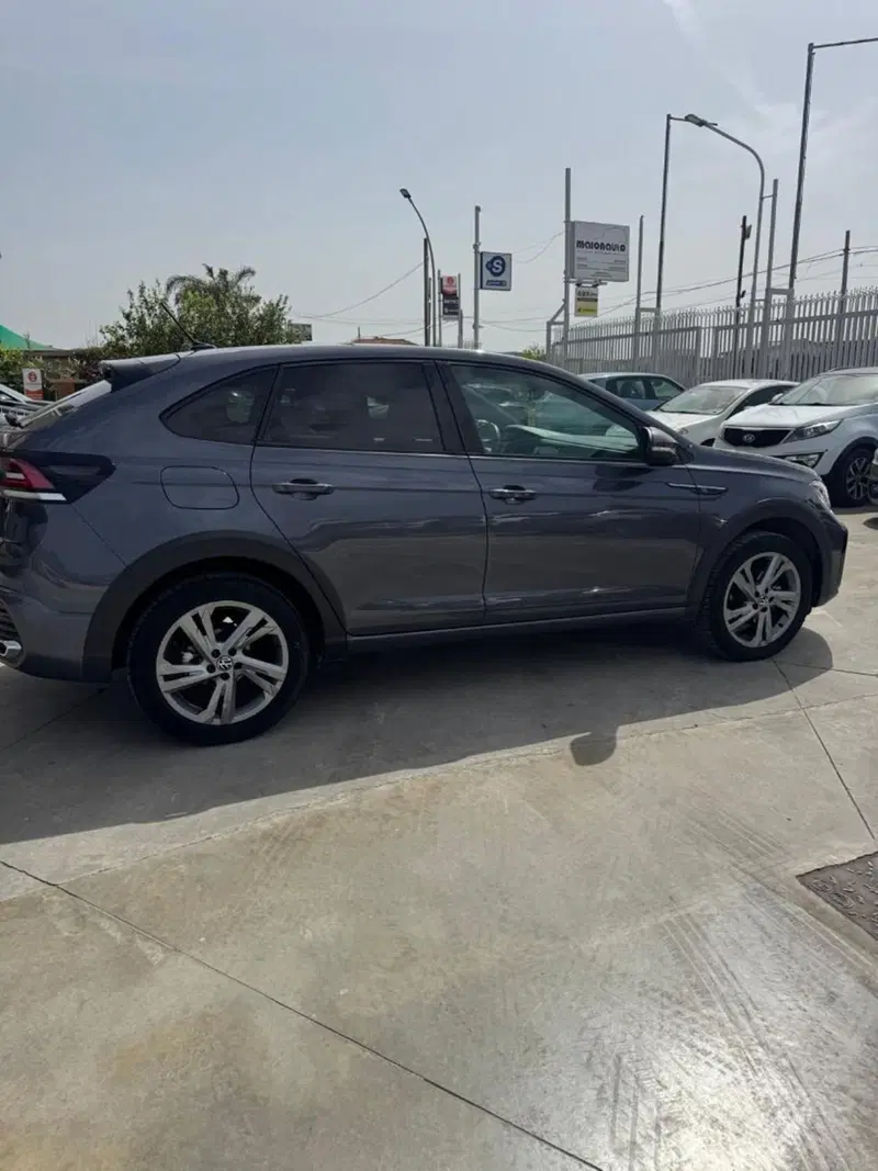 Volkswagen Taigo usata a Caserta (6)