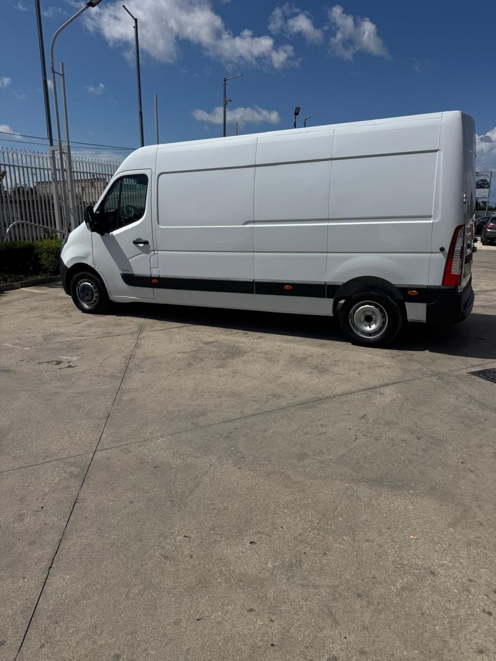 Opel Movano Furgone usata a Caserta (4)