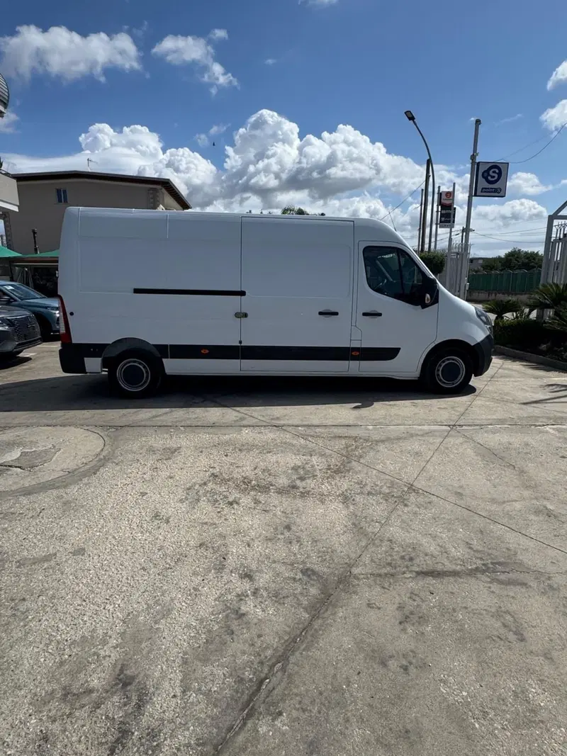Opel Movano Furgone usata a Caserta (7)