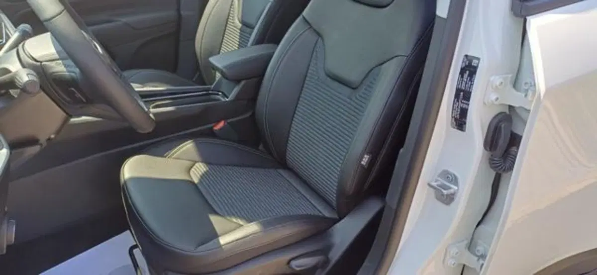 Jeep Compass nuova a Padova (15)