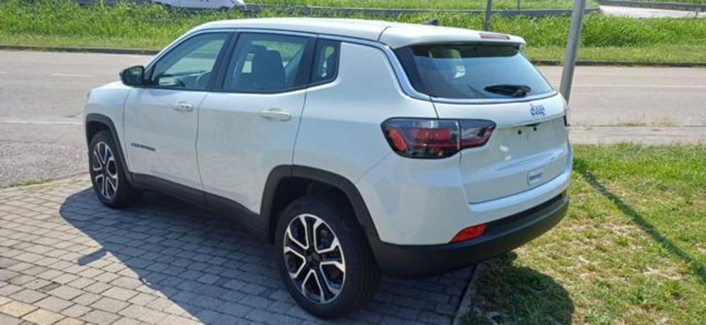 Jeep Compass nuova a Padova (4)