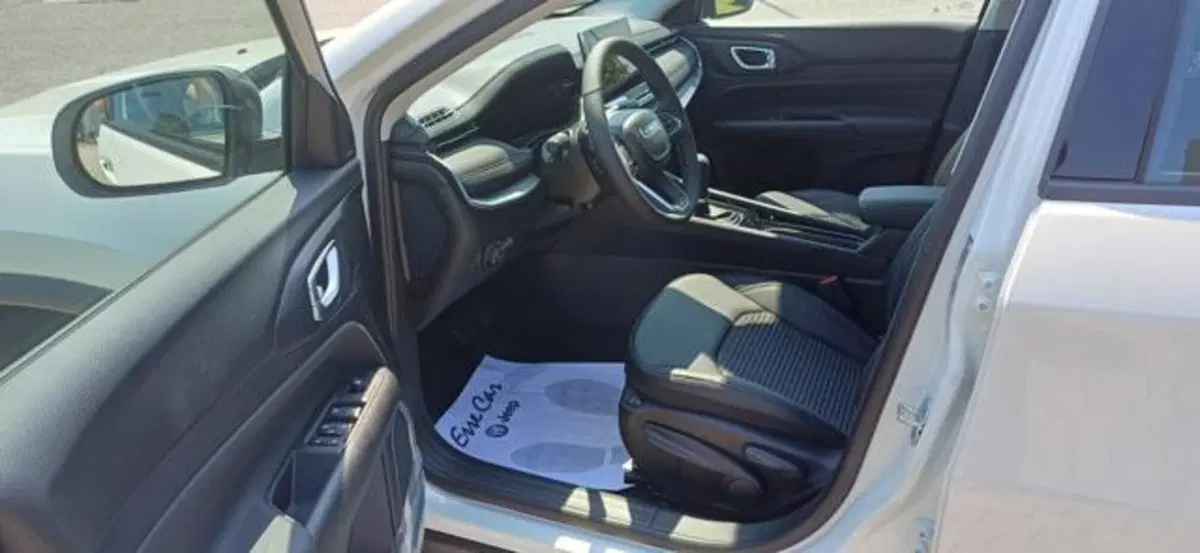 Jeep Compass nuova a Padova (9)
