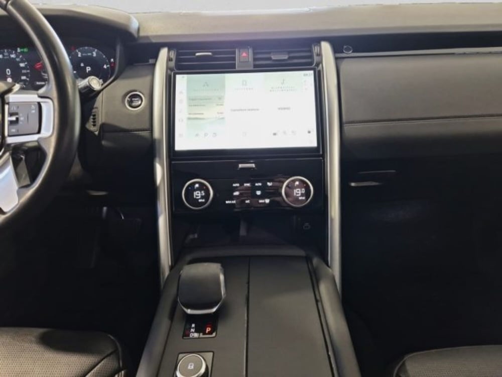 Land Rover Discovery usata a Livorno (15)
