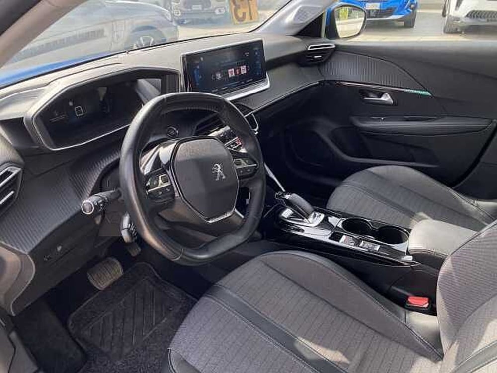 Peugeot 208 usata a Catania (9)
