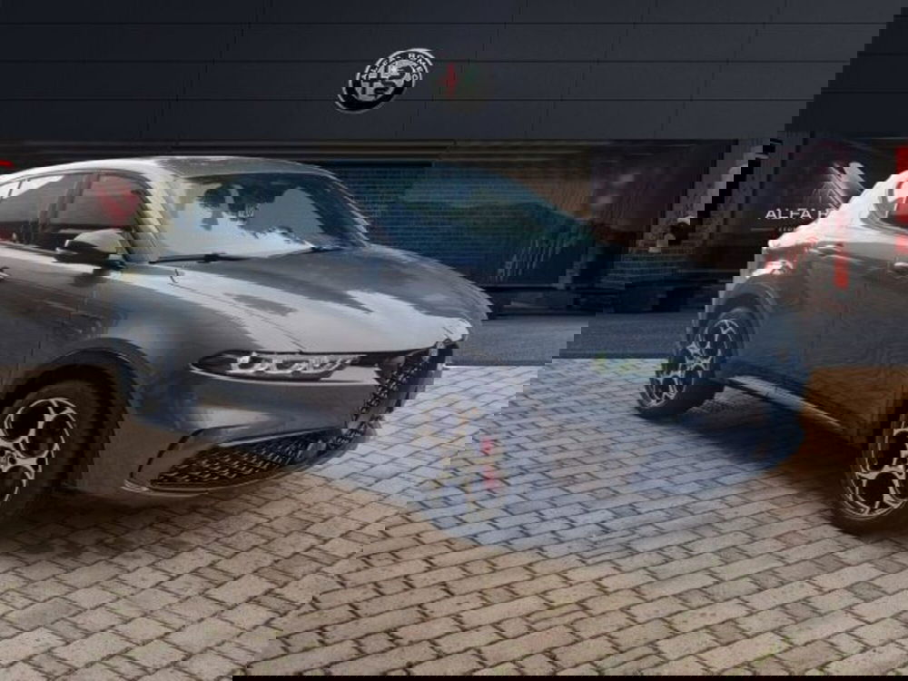 Alfa Romeo Tonale nuova a Monza e Brianza (3)