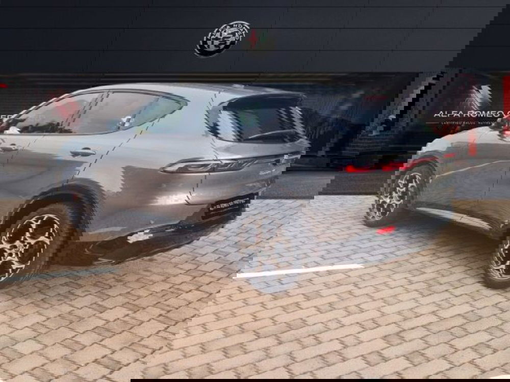 Alfa Romeo Tonale nuova a Monza e Brianza (7)