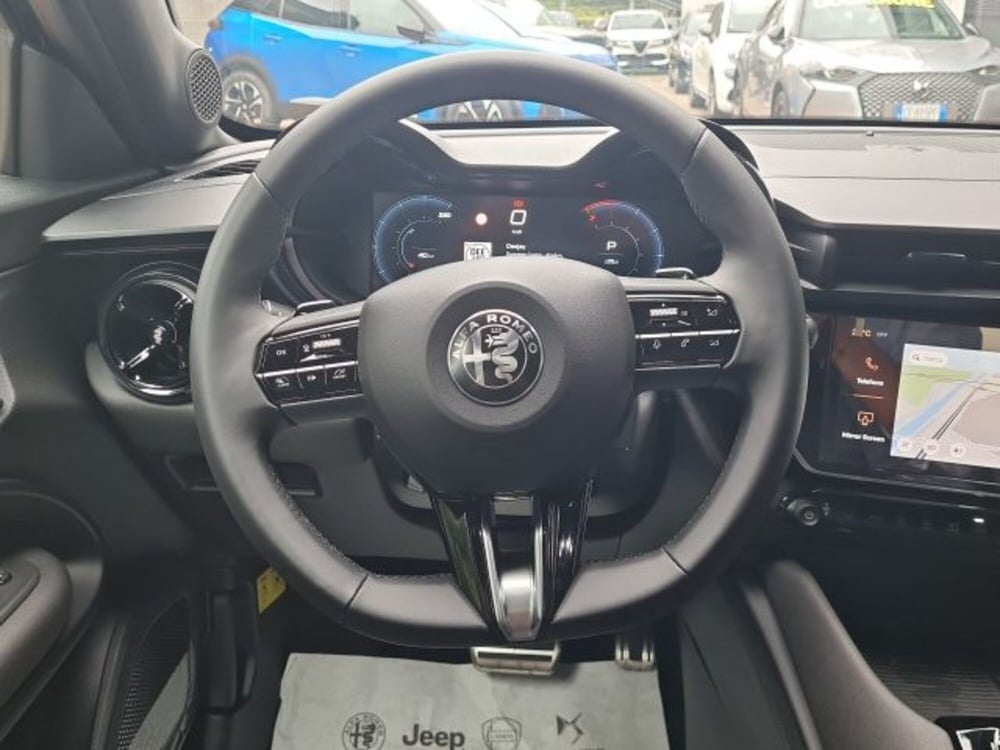 Alfa Romeo Junior nuova a Monza e Brianza (9)