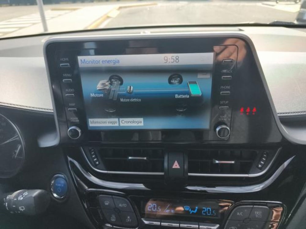 Toyota Toyota C-HR usata a Reggio Calabria (14)