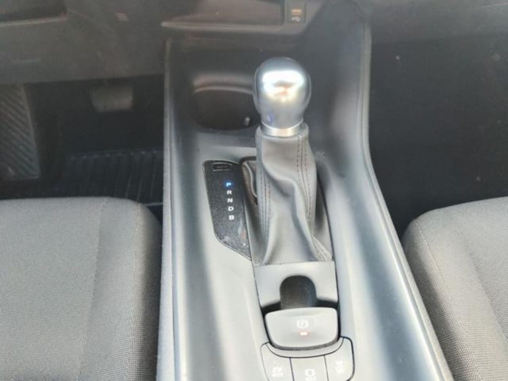 Toyota Toyota C-HR usata a Reggio Calabria (16)