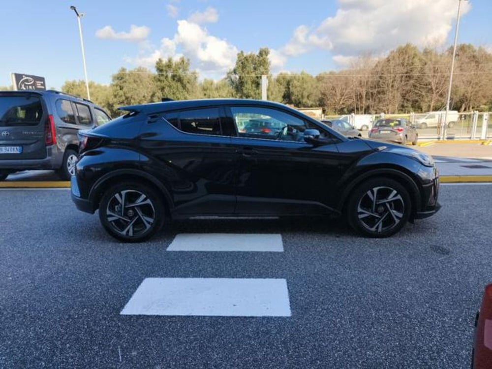 Toyota Toyota C-HR usata a Reggio Calabria (8)