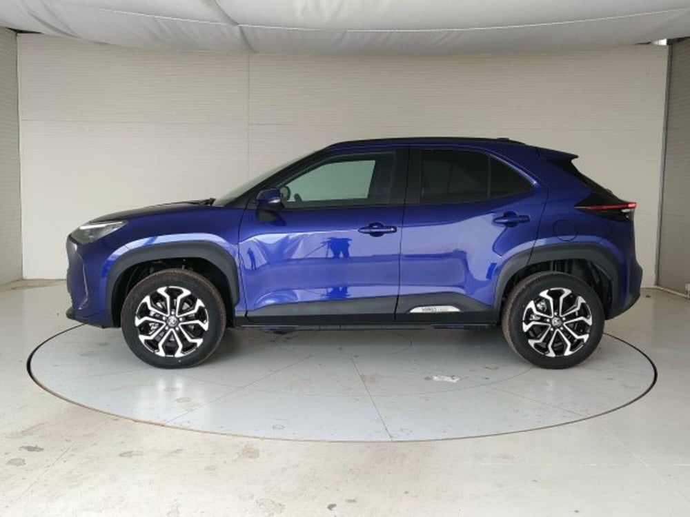 Toyota Yaris Cross nuova a Teramo (3)