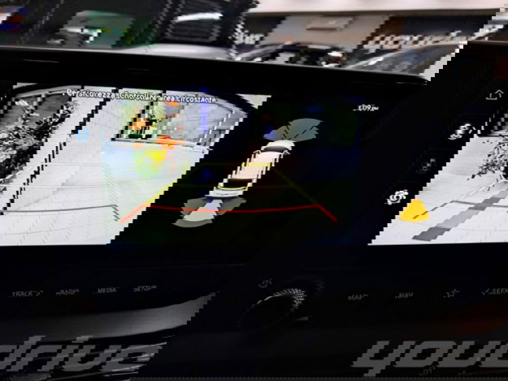 Hyundai Bayon nuova a Napoli (14)