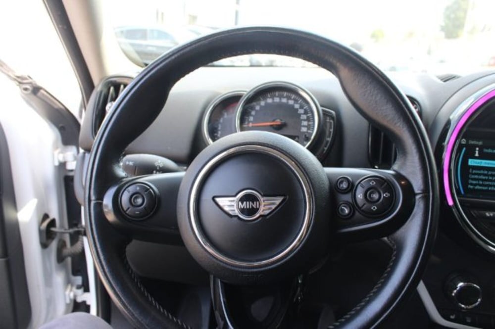 MINI Mini Countryman usata a Lecce (10)