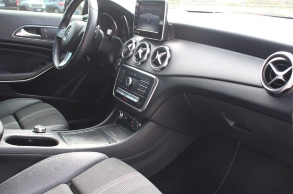 Mercedes-Benz GLA SUV usata a Lecce (10)