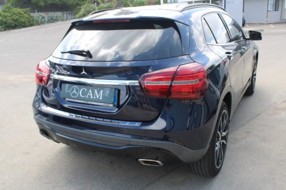 Mercedes-Benz GLA SUV usata a Lecce (2)
