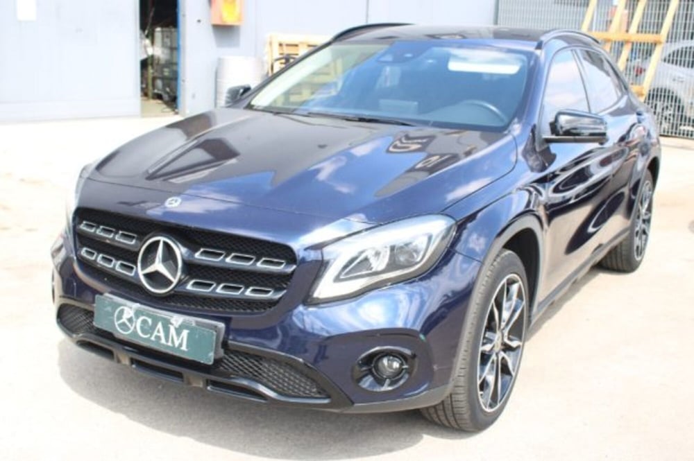 Mercedes-Benz GLA SUV usata a Lecce (6)