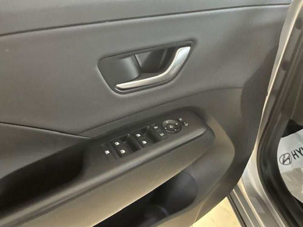 Hyundai Kona usata a Verbano Cusio Ossola (12)