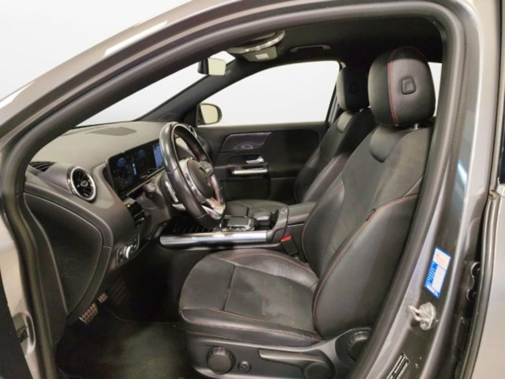Mercedes-Benz GLA SUV usata a Modena (11)