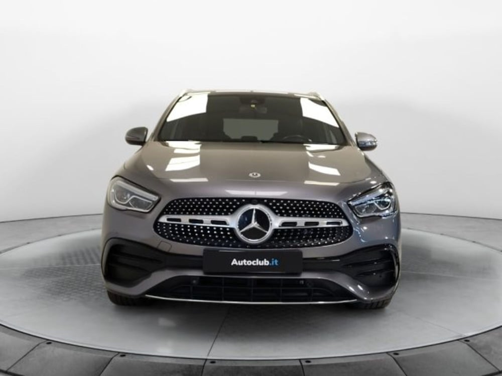 Mercedes-Benz GLA SUV usata a Modena (17)