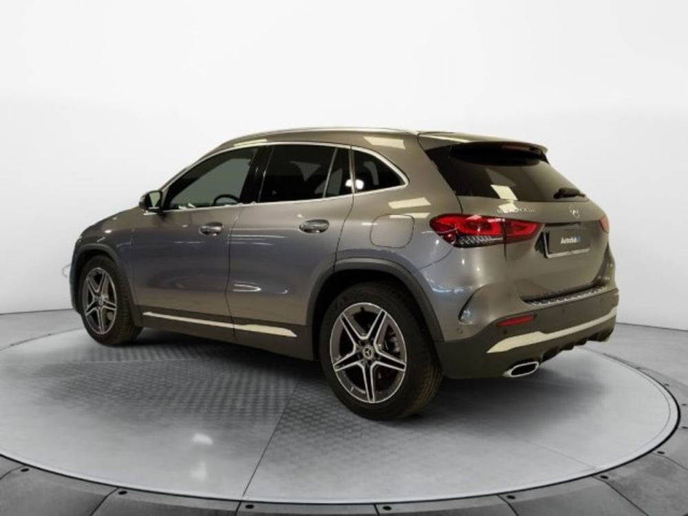 Mercedes-Benz GLA SUV usata a Modena (18)