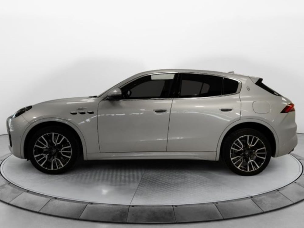 Maserati Grecale usata a Modena (3)