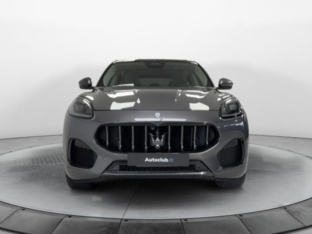 Maserati Grecale usata a Modena (17)