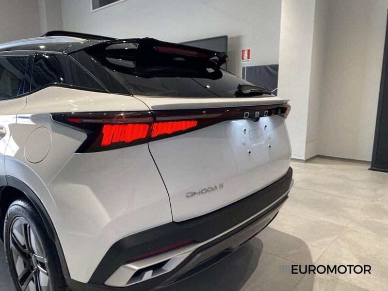 Omoda Omoda 5 nuova a Bari (11)