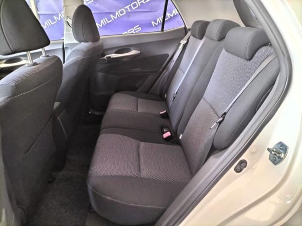 Toyota Auris usata a Messina (12)