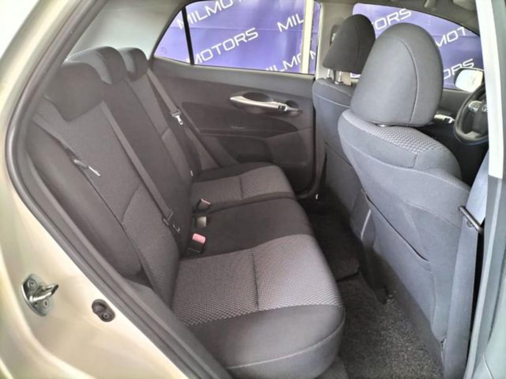Toyota Auris usata a Messina (13)