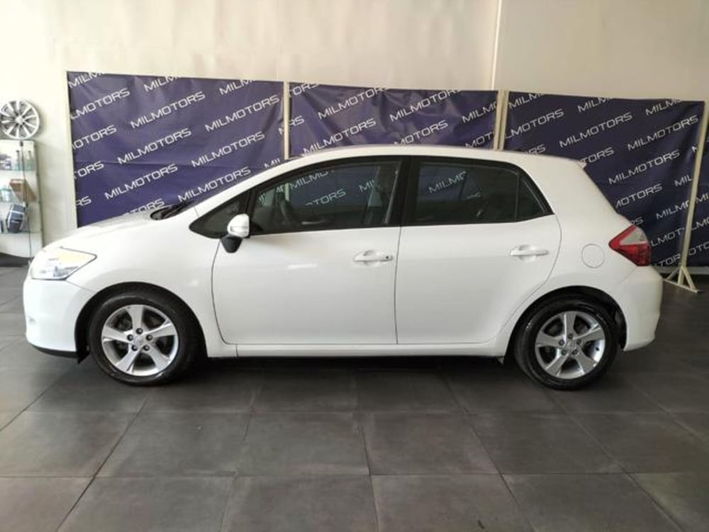 Toyota Auris usata a Messina (5)