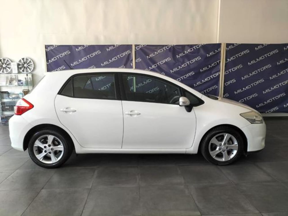 Toyota Auris usata a Messina (6)