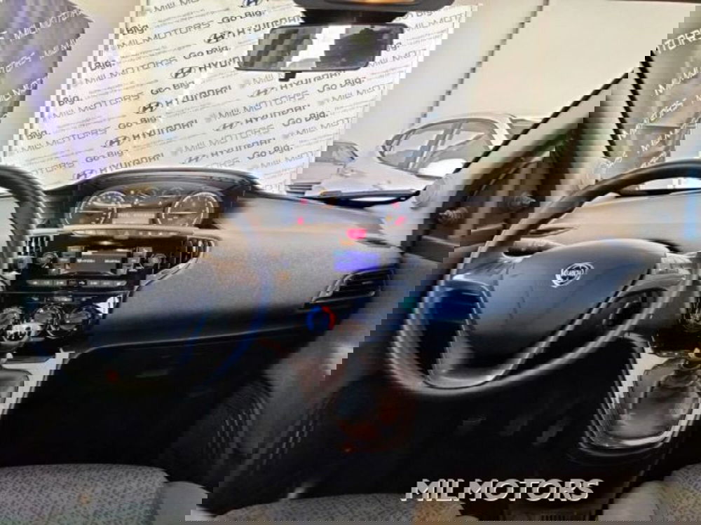 Lancia Ypsilon usata a Messina (14)