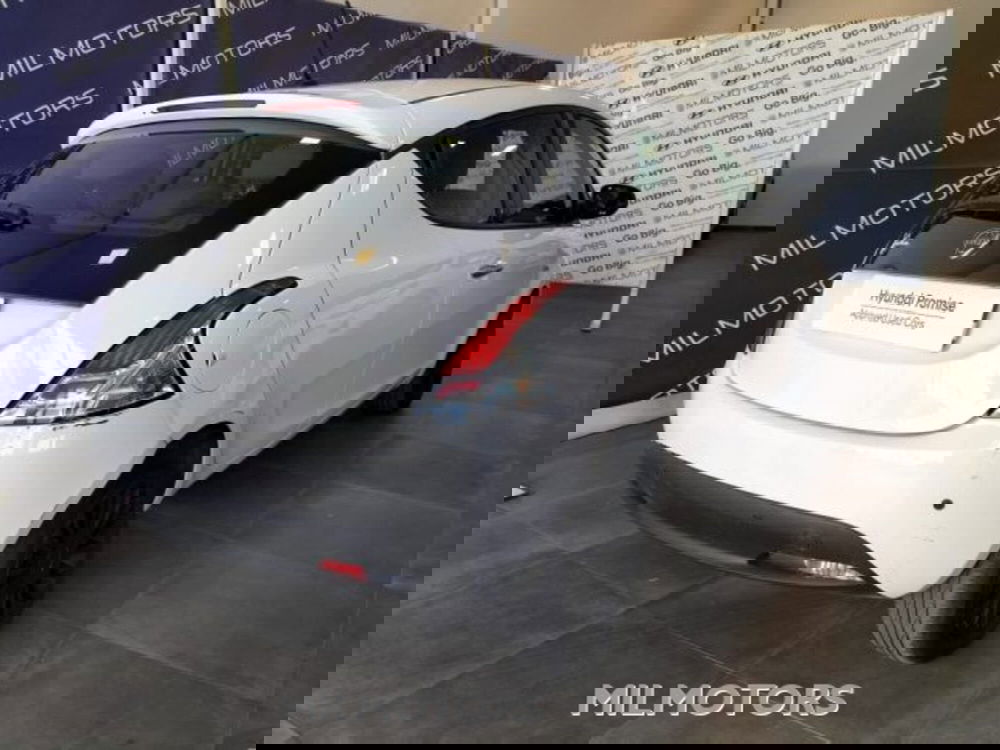 Lancia Ypsilon usata a Messina (7)