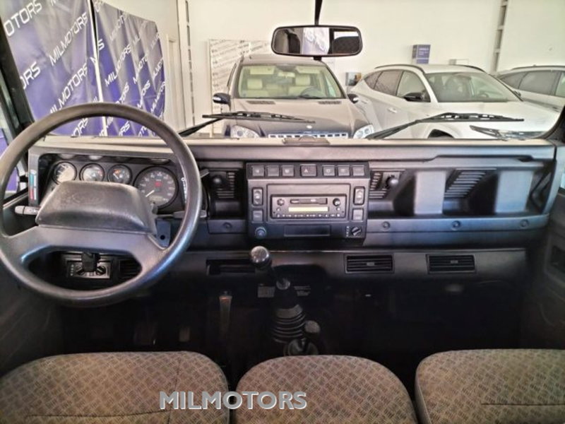 Land Rover Defender usata a Messina (12)